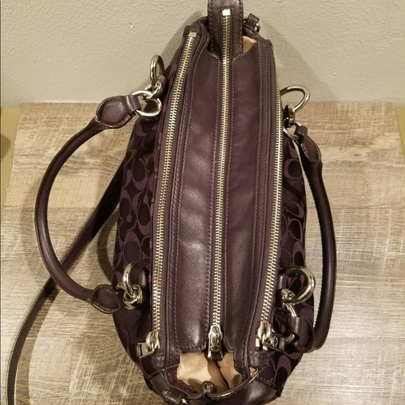 Coach Colette Signature Large Carryall Han… - Picture 3 of 14